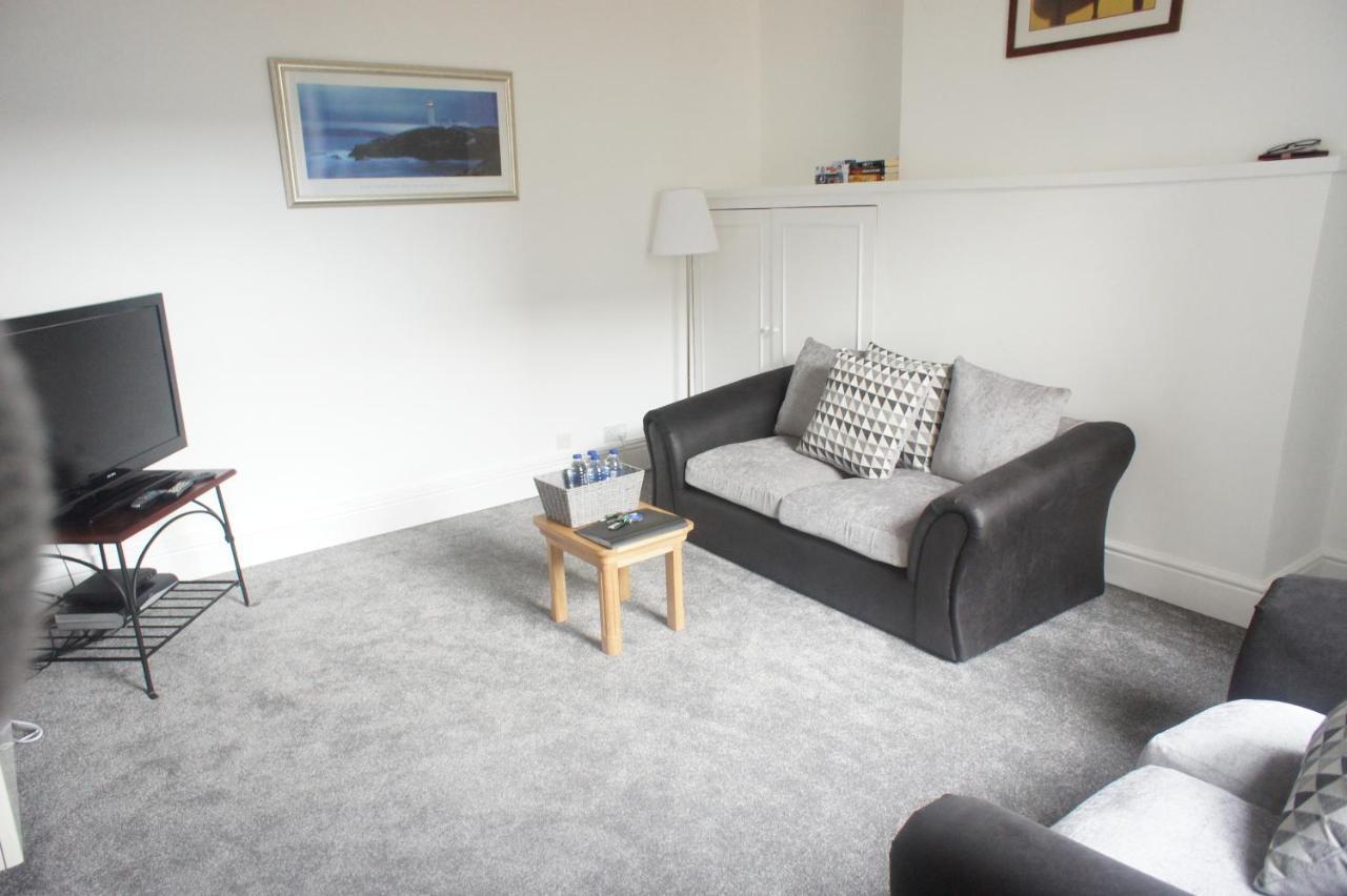 Flat 2 Opposite Travel Lodge Colwyn Bay Dış mekan fotoğraf